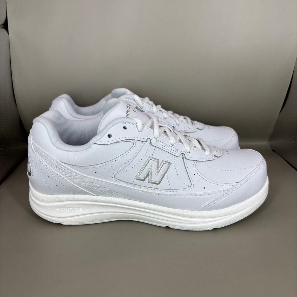 New Balance 577v1 White Leather Walking Shoes WW577WT Womens 7 2E Extra Wide - Picture 1 of 8